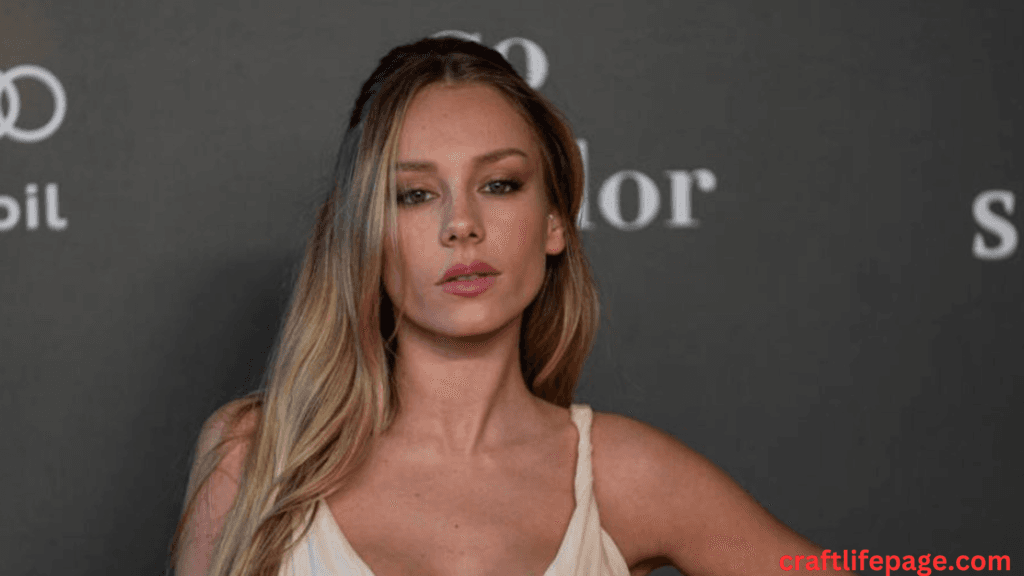 Ester Expósito